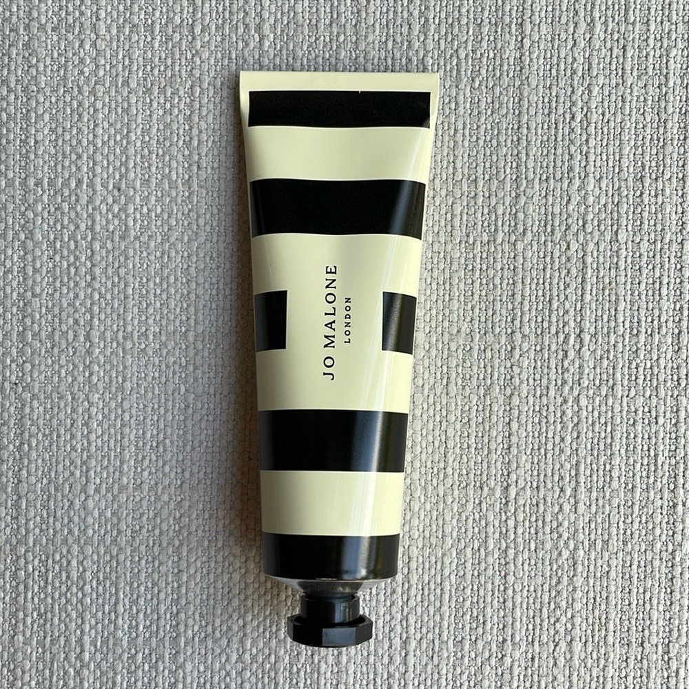 Jo Malone London English Oak & Hazelnut hand cream 30ml travel sized